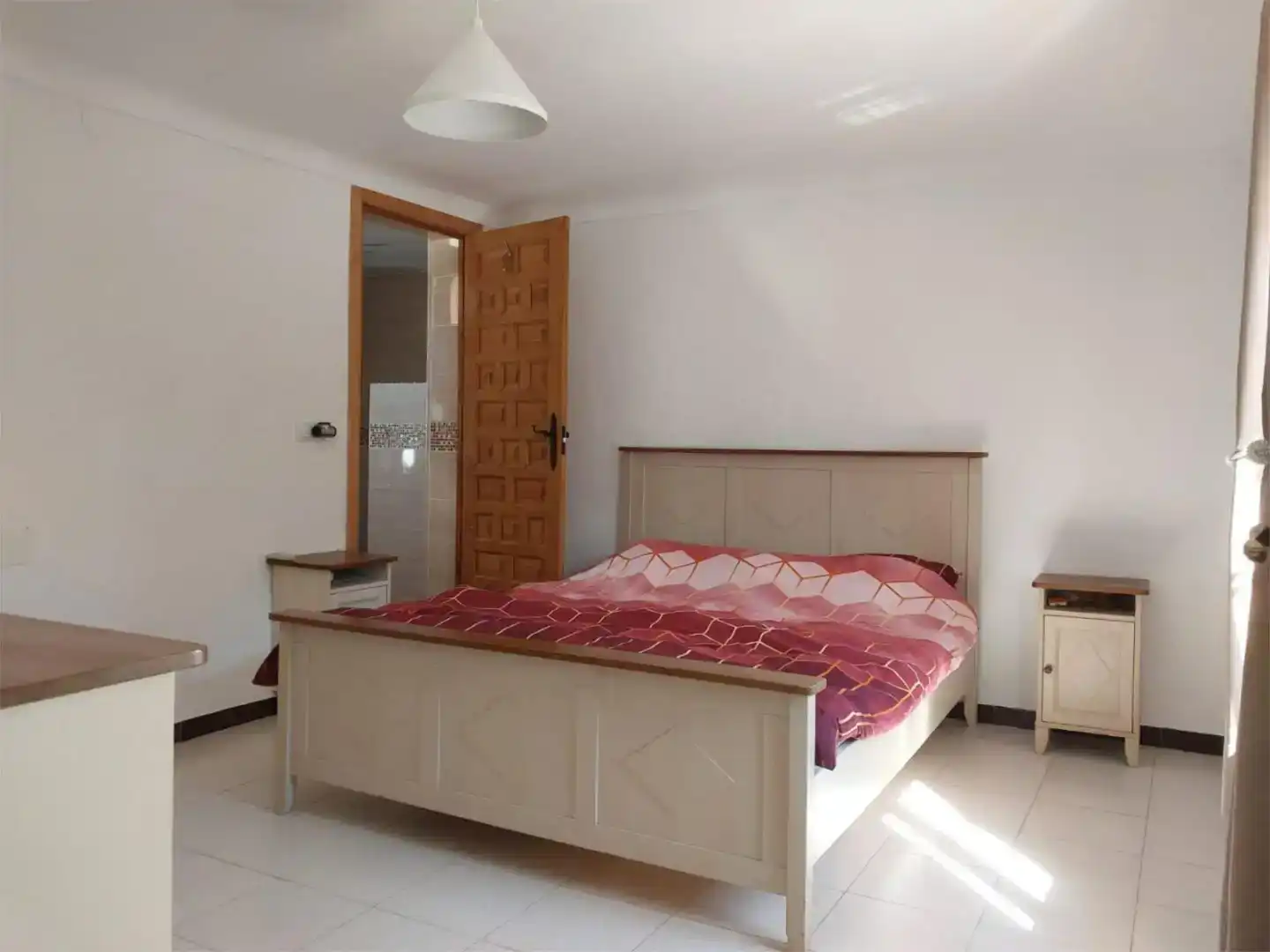 Dormitori de Finca rústica en venda en Iznájar amb Aire condicionat, Piscina i Balcó