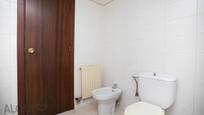 Bathroom of Flat for sale in Figueres  with Terrace