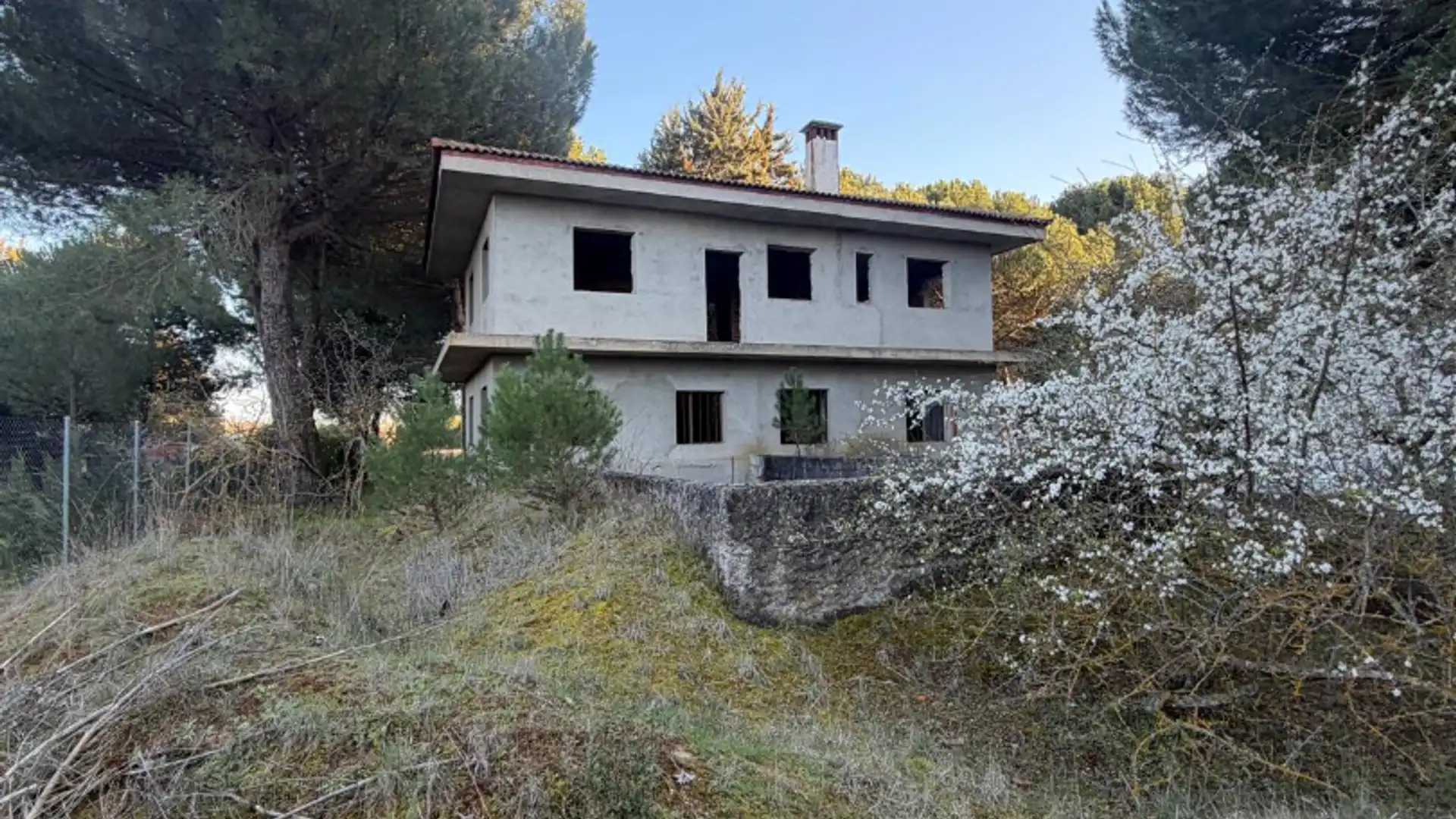 Vista exterior de Finca rústica en venta en Aldeamayor de San Martín con Jardín privado y Trastero