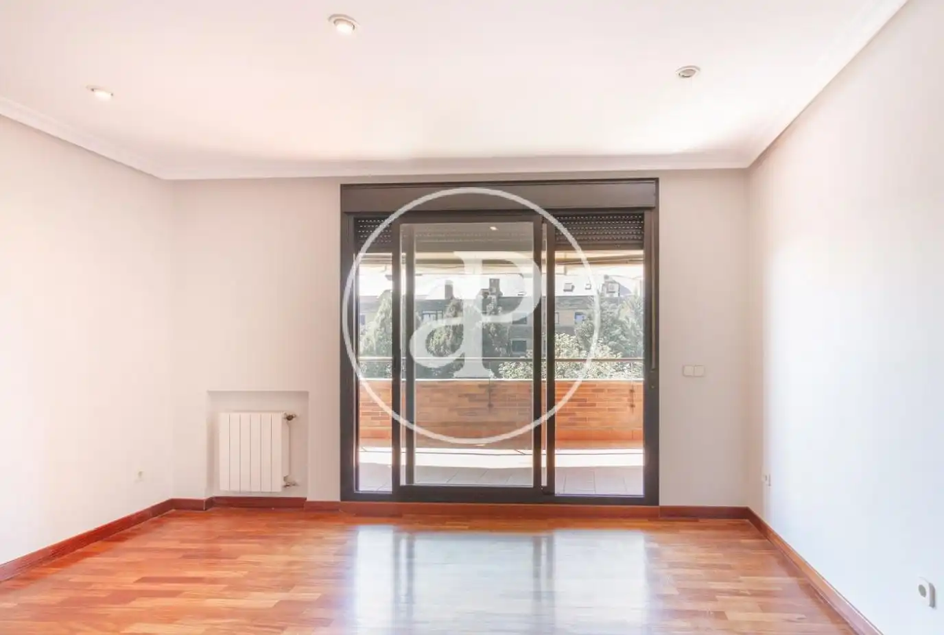 Flat for rent in La Moraleja  with Air Conditioner, Heating and Terrace