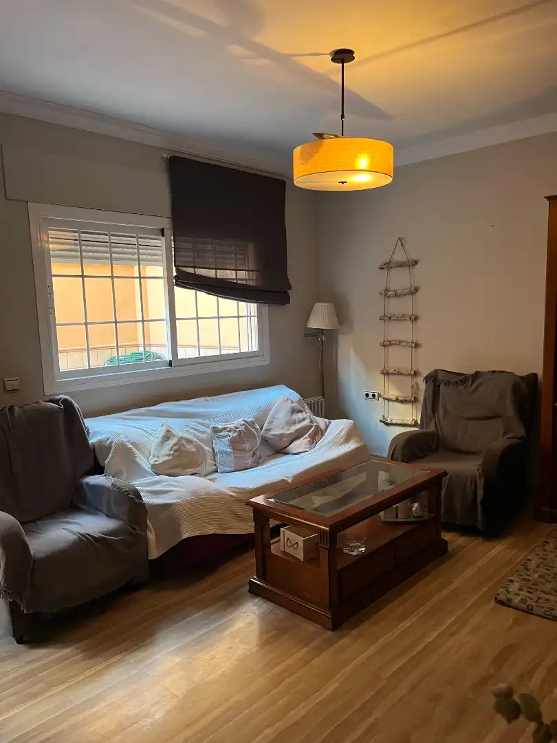 Habitación de Casa adosada en venta en Cártama con Amueblado