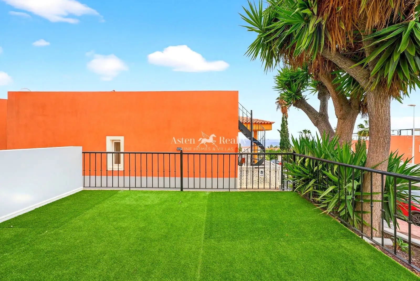 Jardí de Apartament en venda en Adeje amb Terrassa, Piscina i Piscina comunitària