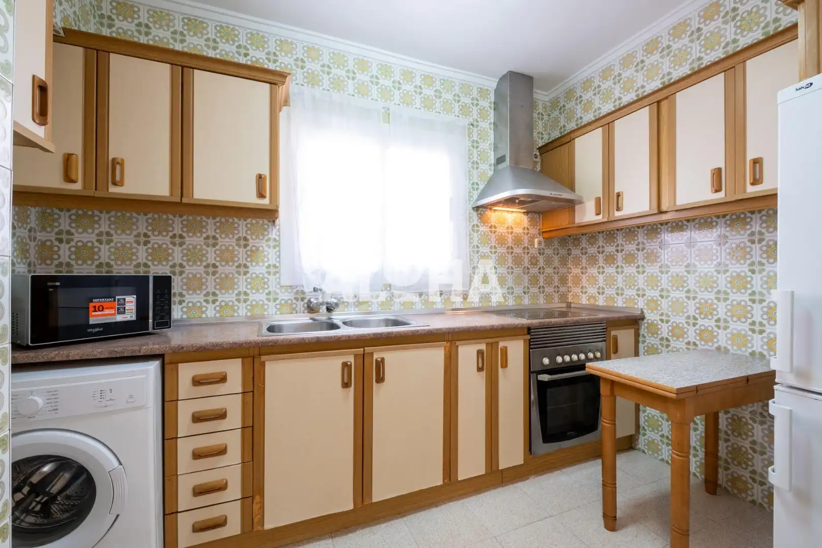 Cocina de Piso de alquiler en Moncada con Aire acondicionado, Amueblado y Balcón