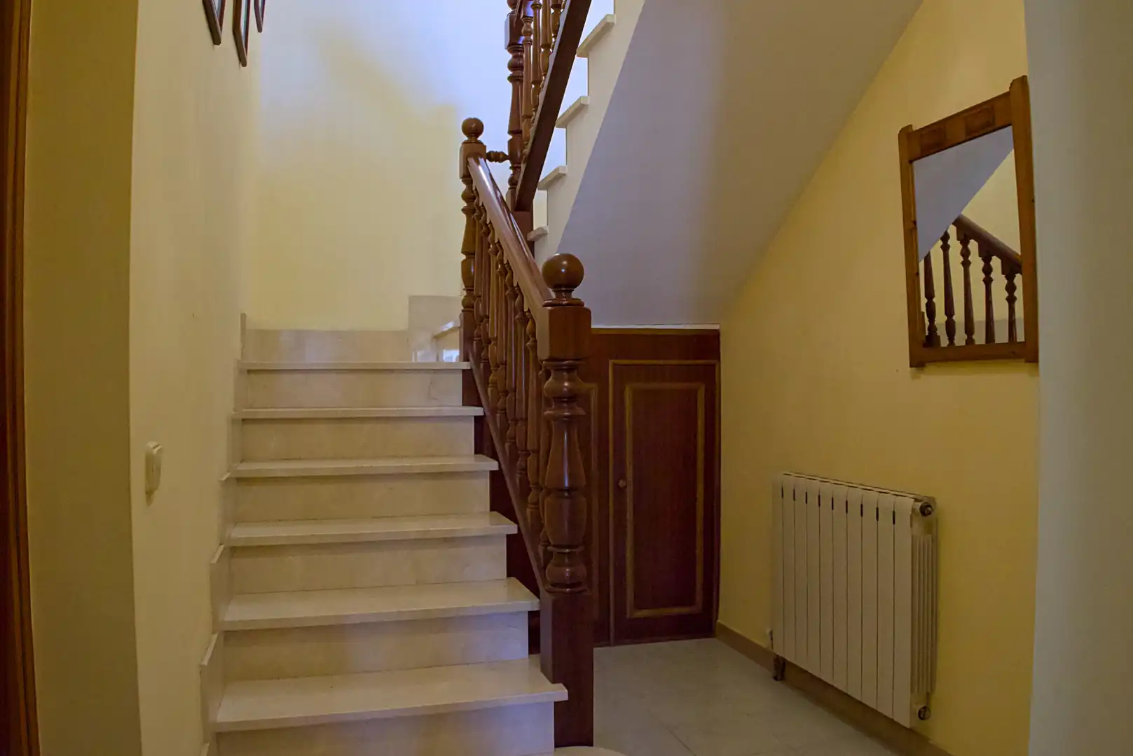 Casa aparellada amb terrassa en venda a Carrer dels Sestadors, imagen 31