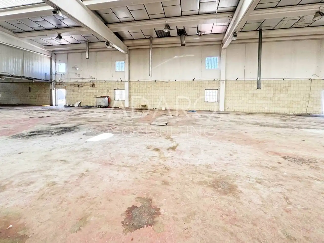 Nave industrial en venta en Madrid