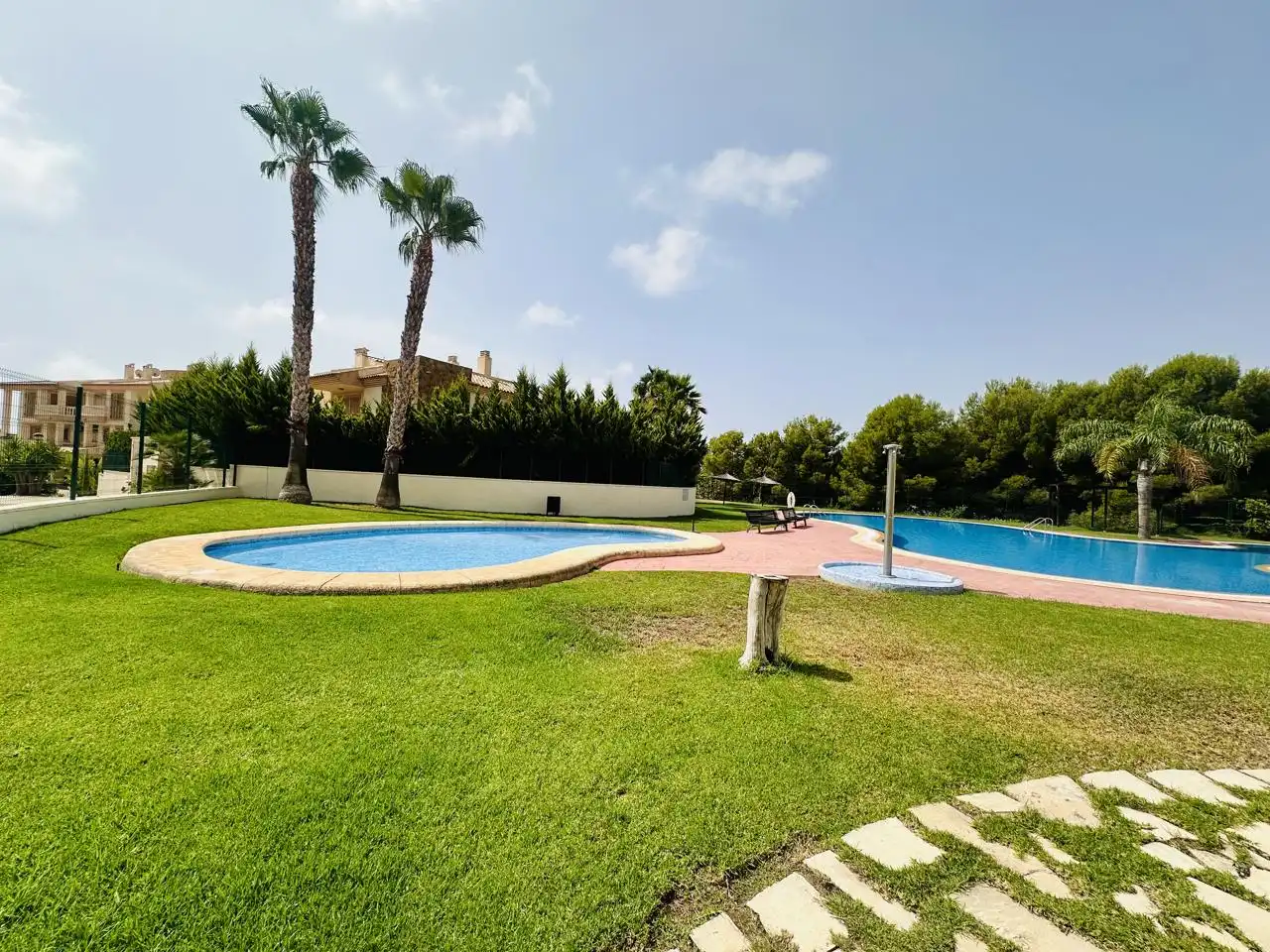 Piscina de Planta baixa de lloguer en Finestrat amb Aire condicionat, Terrassa i Moblat