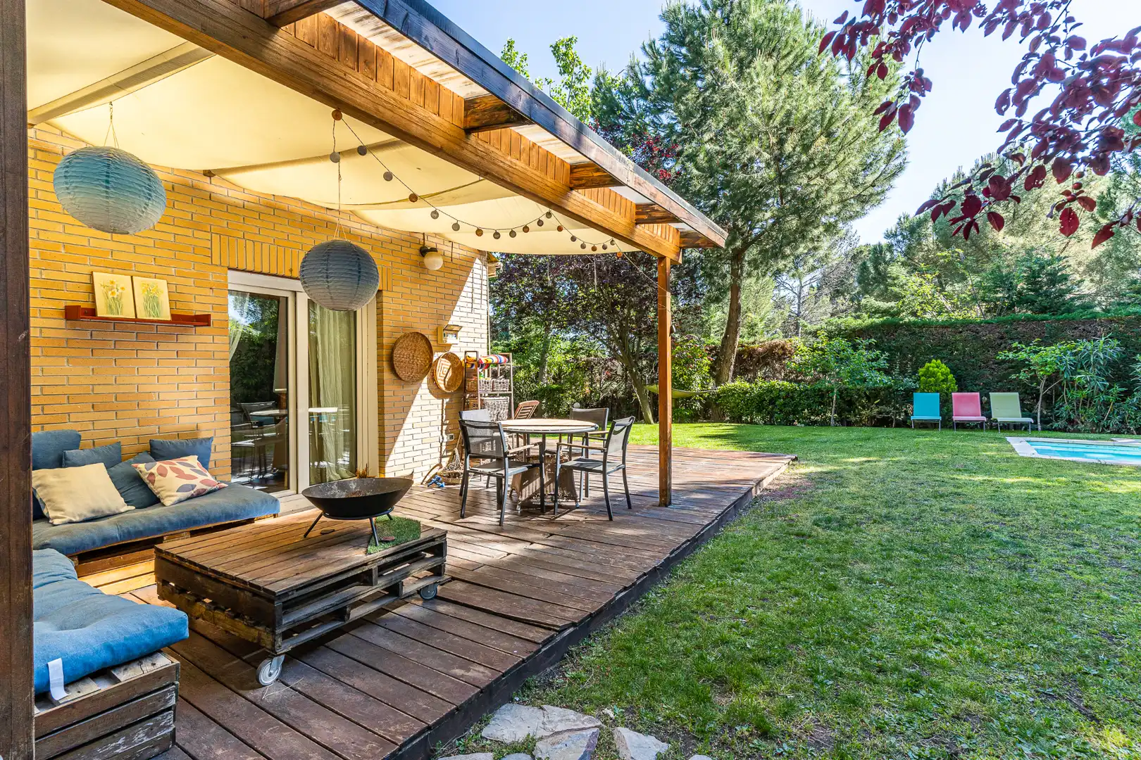 Terrassa de Casa o xalet en venda en Las Rozas de Madrid amb Aire condicionat, Calefacció i Jardí privat