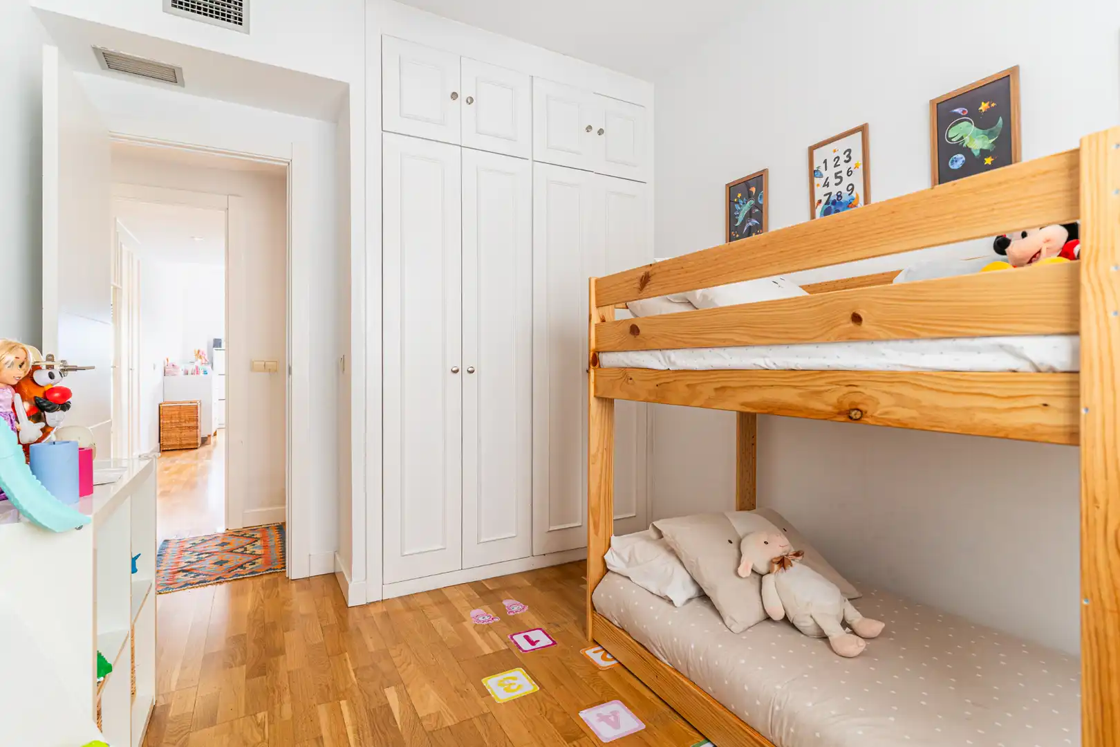 Schlafzimmer von Wohnung zum Verkauf in Las Rozas de Madrid mit Klimaanlage, Heizung und Parkett