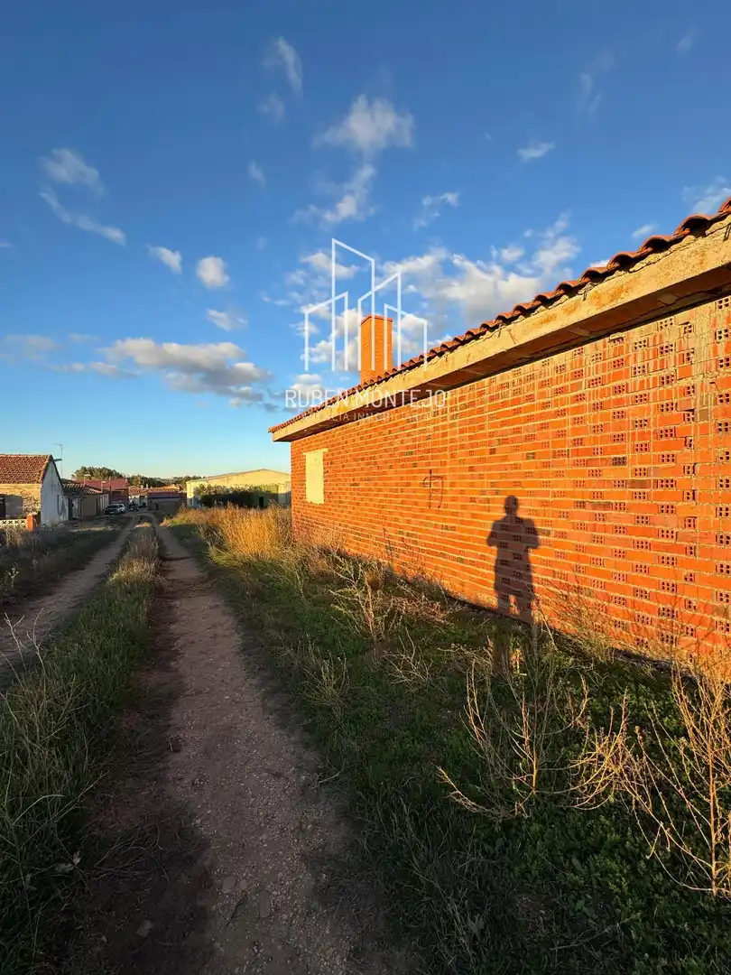 Exterior view of Land for sale in Espino de la Orbada