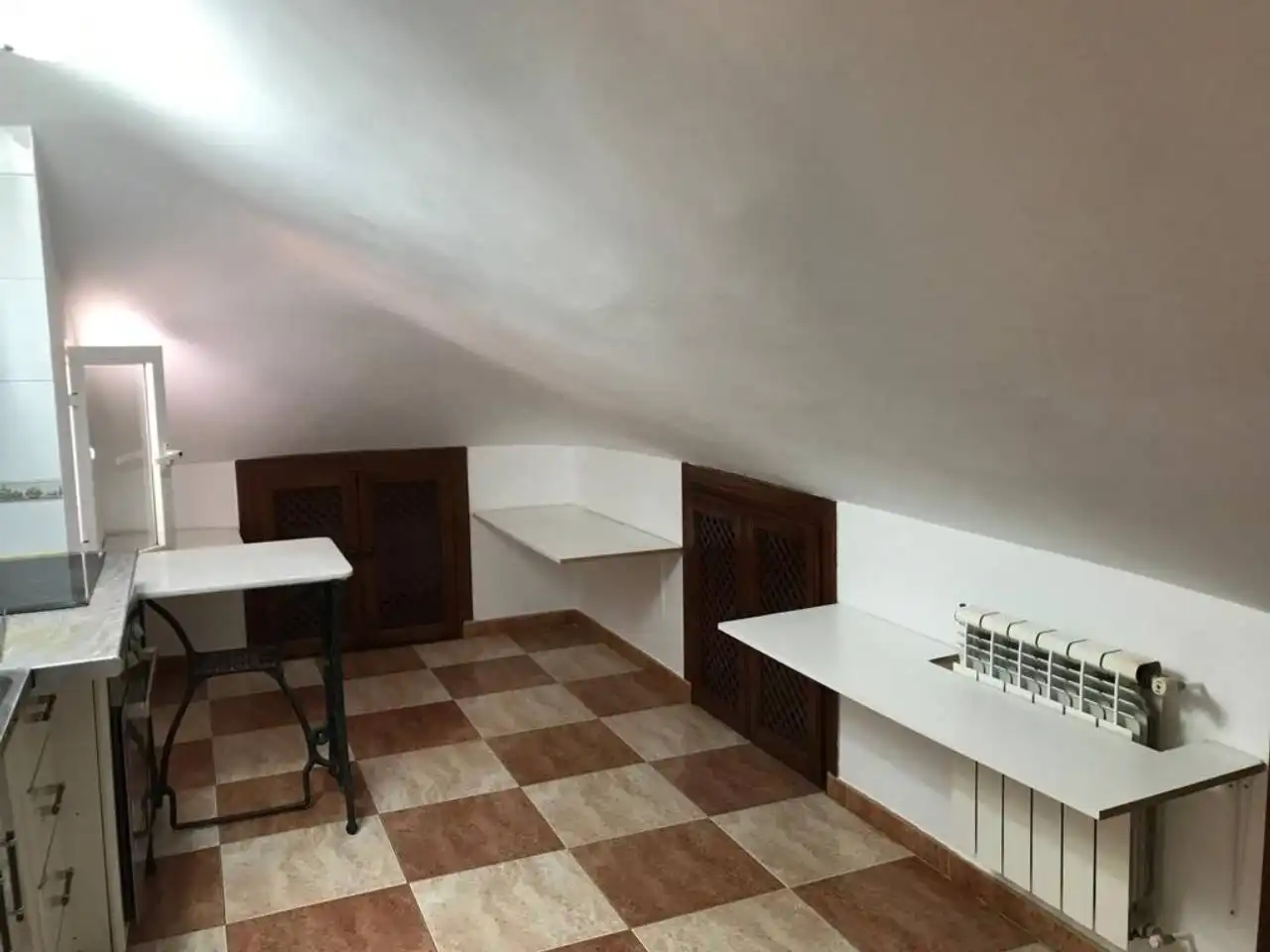Cocina de Ático de alquiler en Baza con Aire acondicionado, Terraza y Amueblado