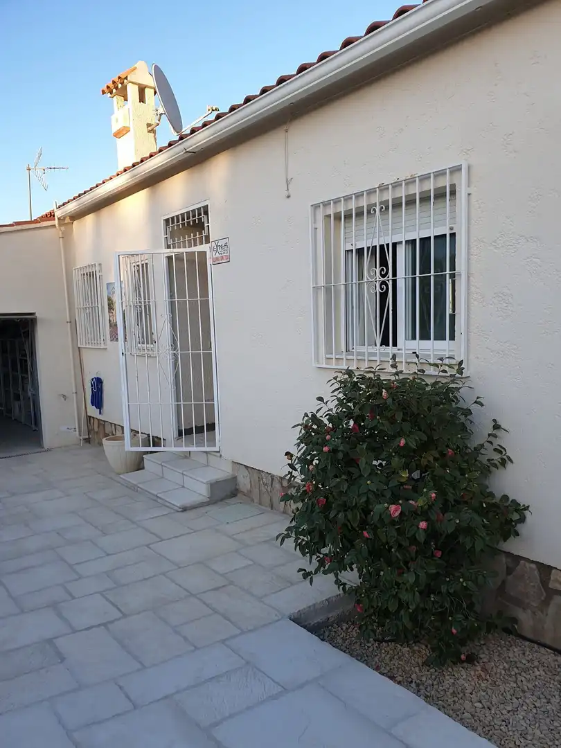 Garten von Haus oder Chalet zum Verkauf in L'Alfàs del Pi mit Klimaanlage, Privatgarten und Terrasse