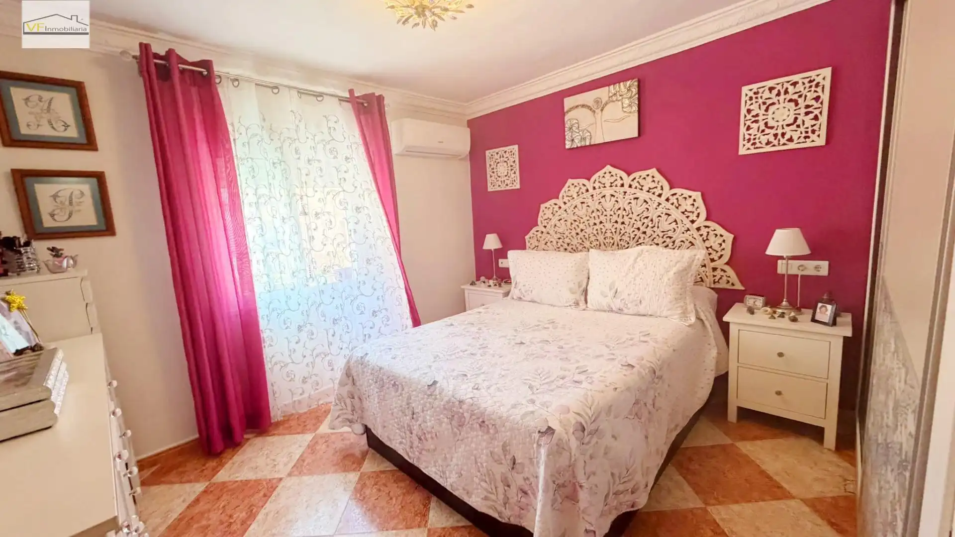 Bedroom of Flat for sale in Málaga  with Air Conditioner and Heating