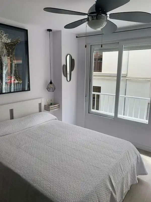 Bedroom of Flat for rent in Granada  with Air Conditioner, Parquet flooring and Furnished