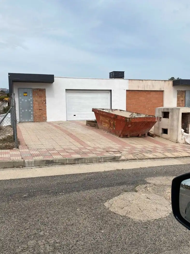 Aparcament de Edifici en venda en Riudecanyes
