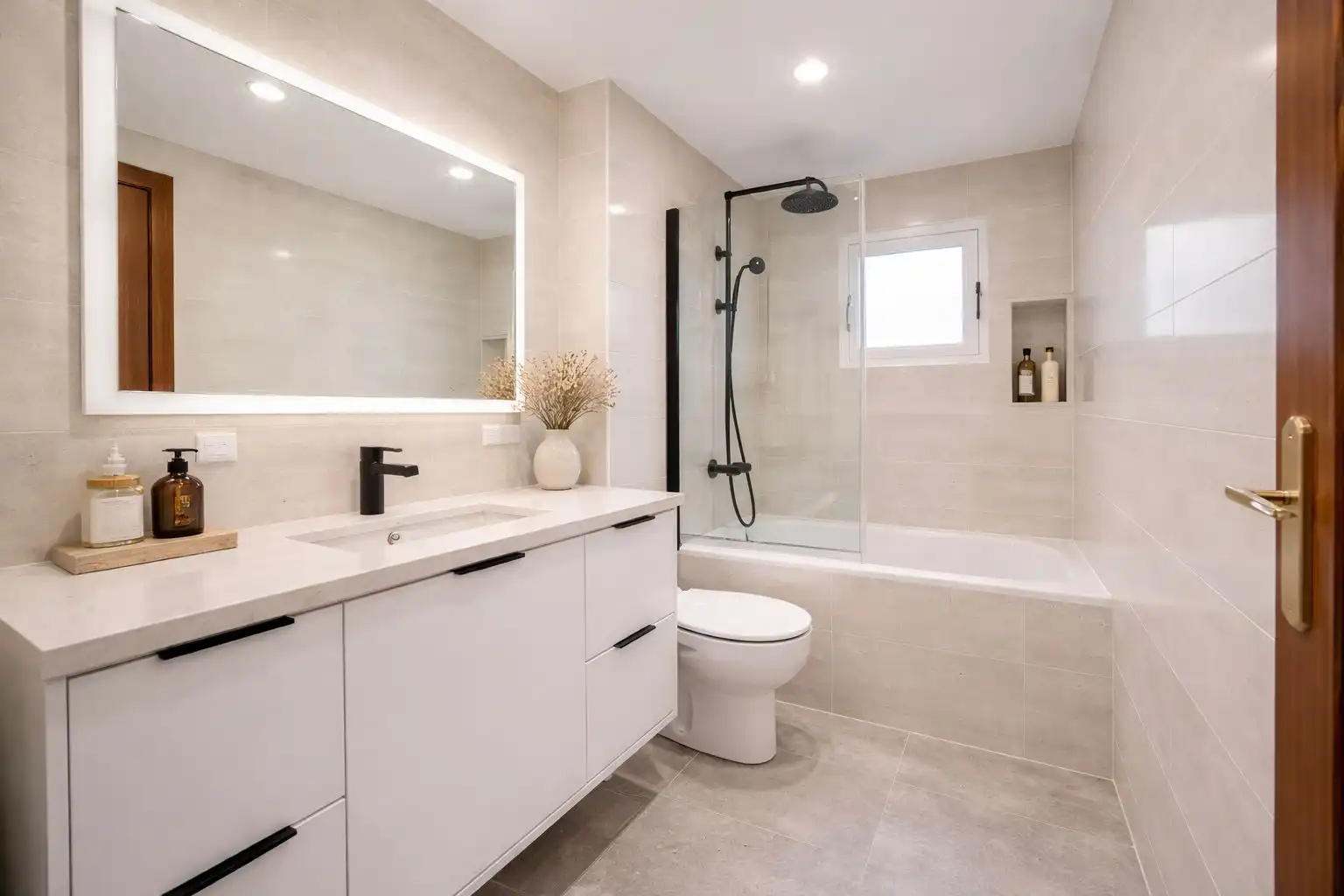 Baño de Ático en venta en Valdemoro con Terraza