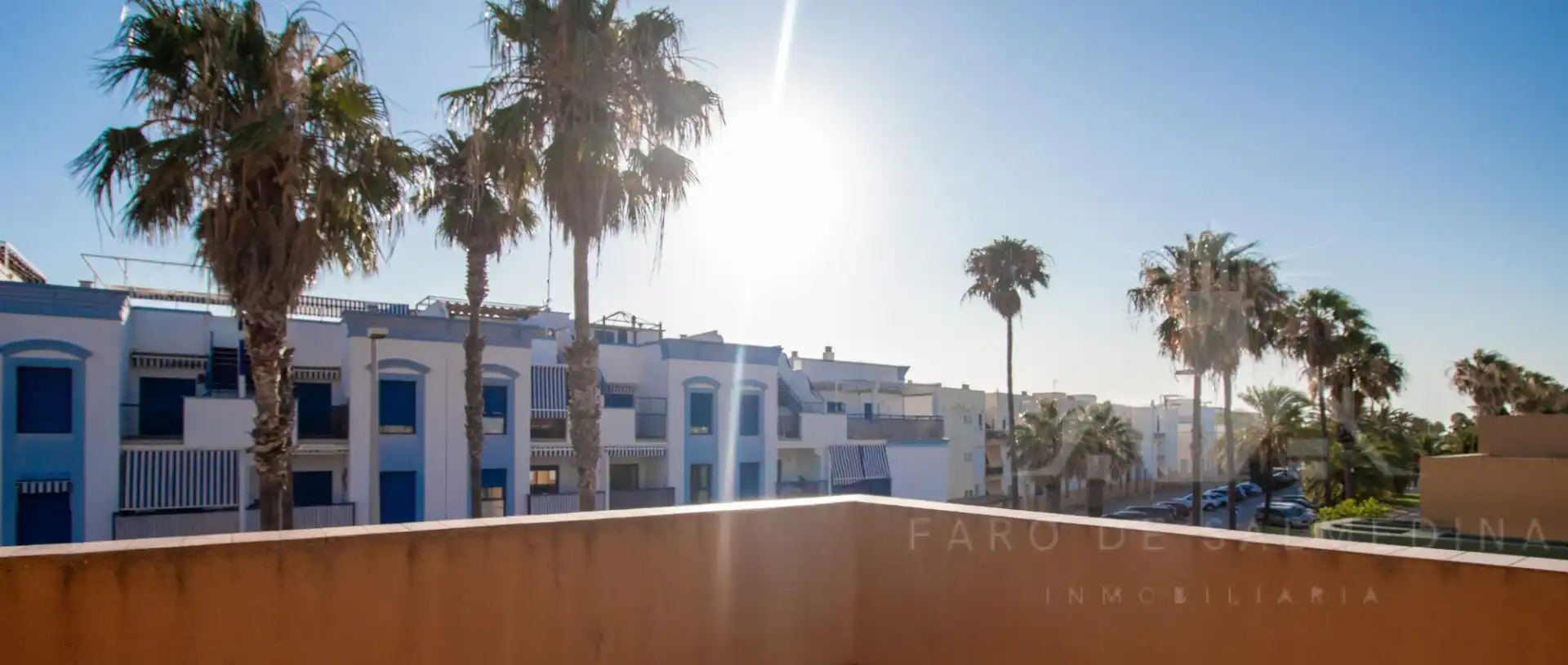Vista exterior de Casa adosada en venta en Rota con Aire acondicionado, Terraza y Piscina comunitaria