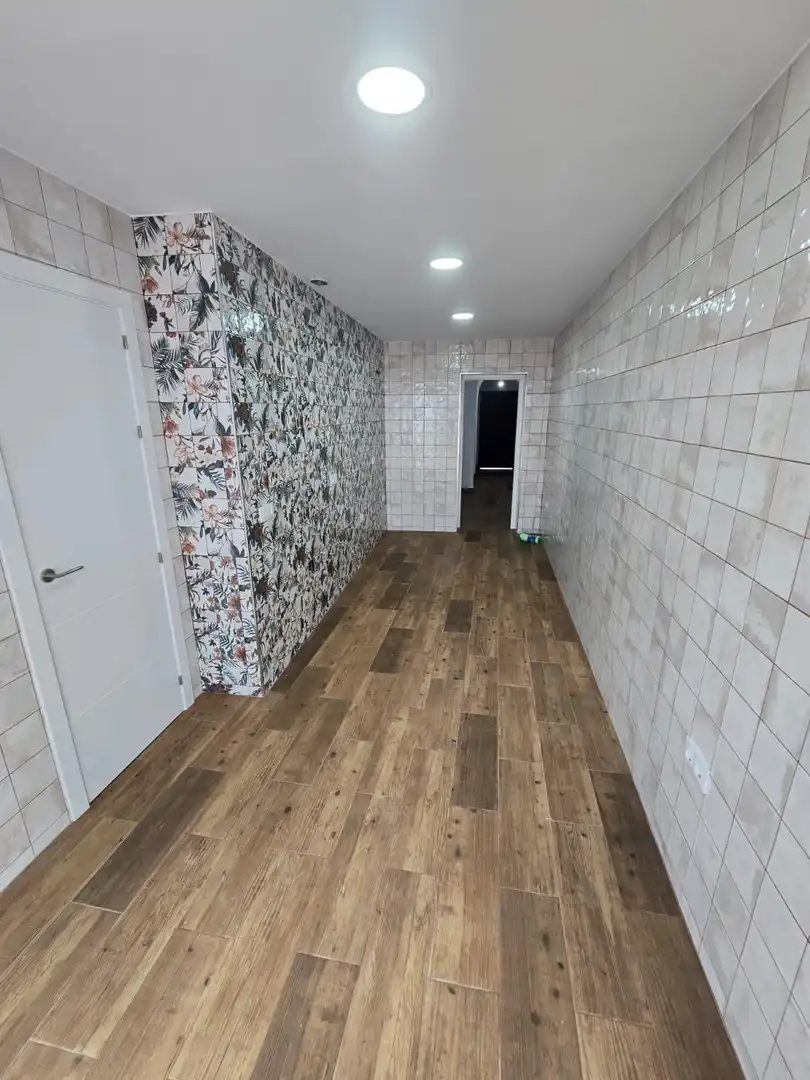 Casa a schiera in vendita a Brenes, imagen 2