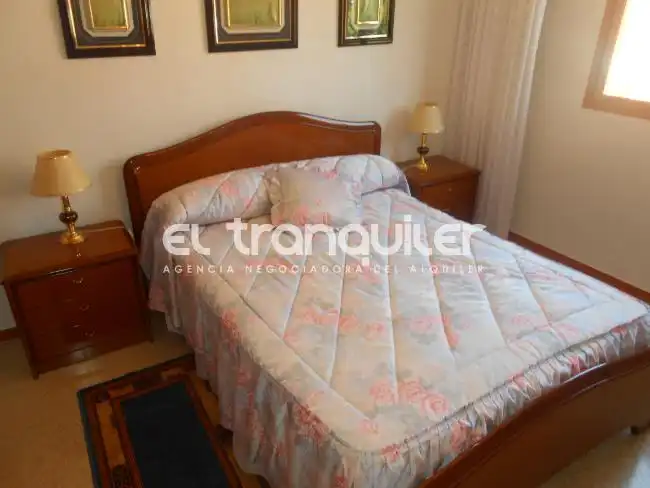 Bedroom of Flat for sale in Madrid  with Air Conditioner, Terrace and Furnished