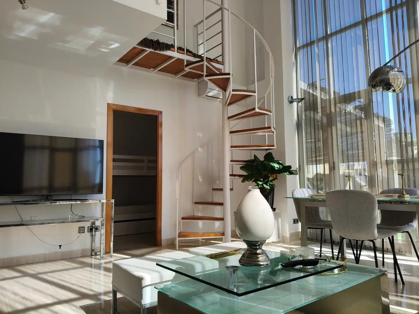 Sala de estar de Ático en venta en Gandia con Aire acondicionado, Terraza y Amueblado