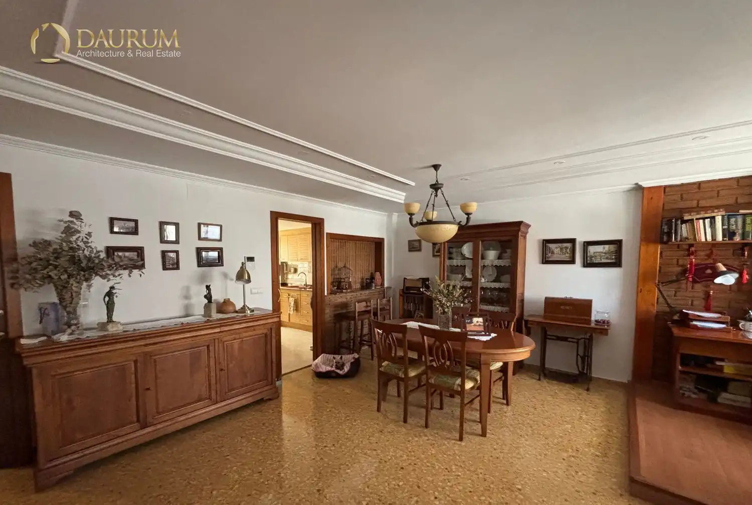 Comedor de Piso en venta en Paterna con Aire acondicionado, Trastero y Amueblado