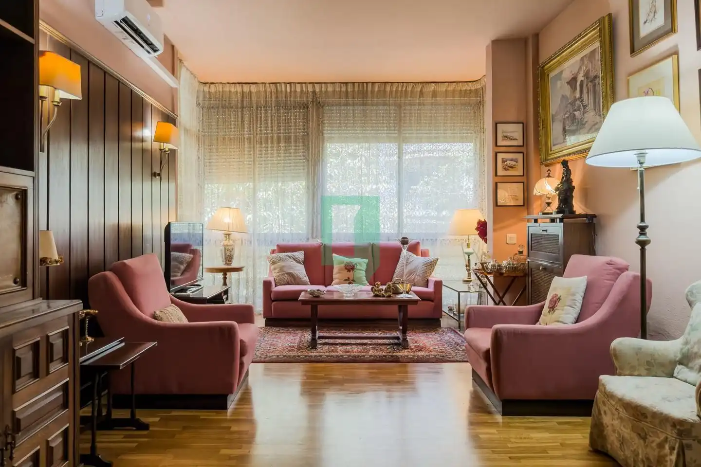 Sala de estar de Piso en venta en Barcelona con Calefacción y Terraza