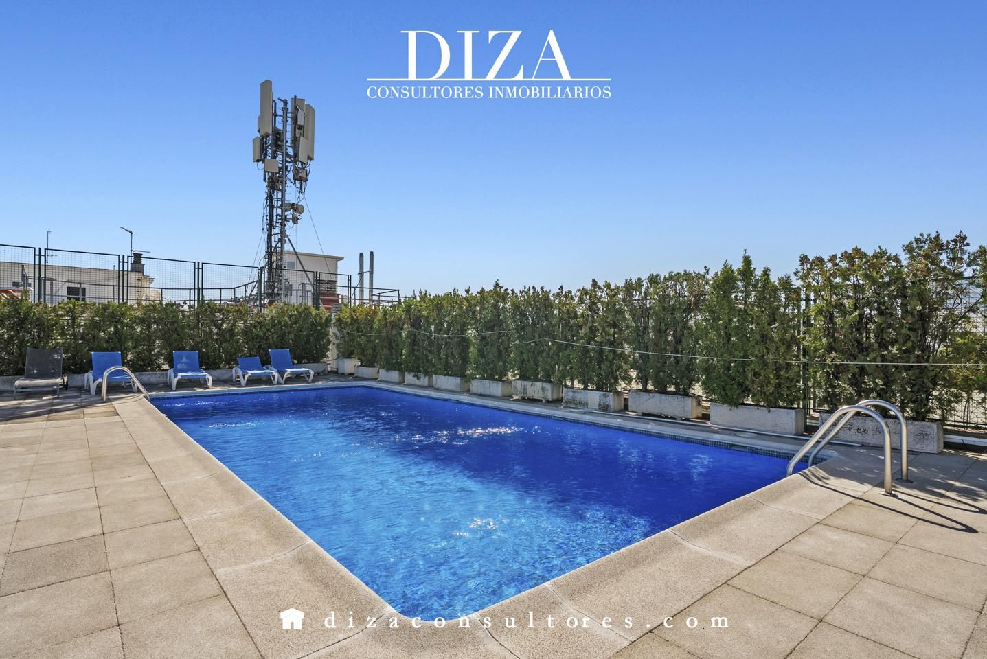 Piscina de Pis de lloguer en  Madrid Capital amb Aire condicionat, Calefacció i Piscina comunitària