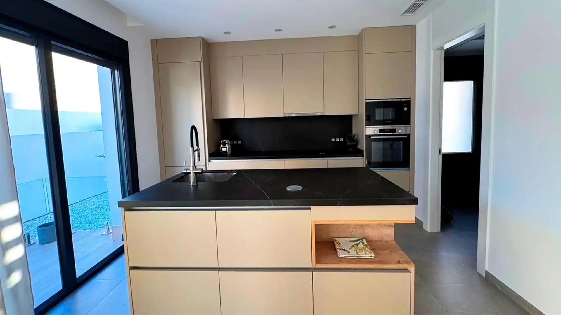 Cocina de Casa o chalet en venta en Rojales con Piscina y Jacuzzi