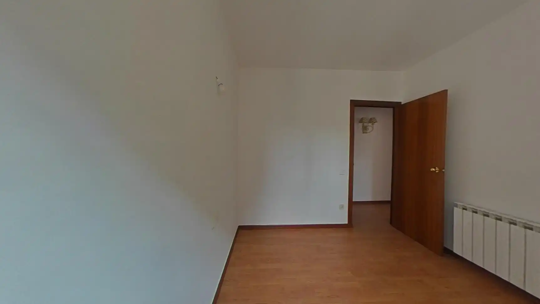 Dormitori de Pis en venda en Sant Cugat del Vallès amb Calefacció, Parquet i Piscina