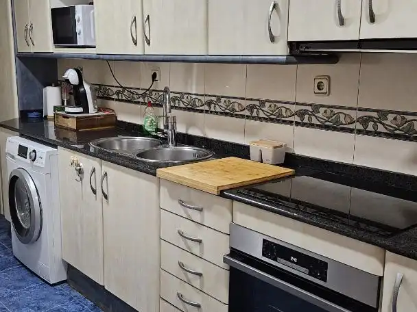 Cocina de Piso en venta en Santa Coloma de Gramenet con Aire acondicionado, Terraza y Balcón