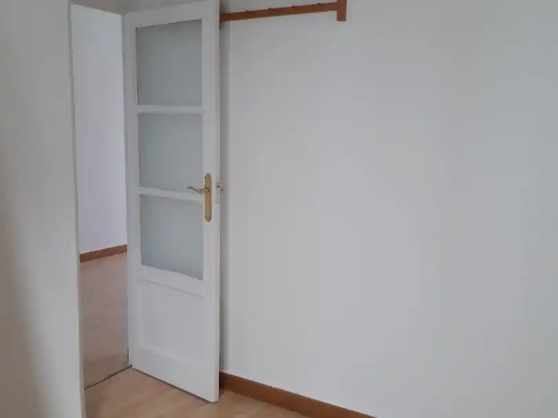 Flat for rent in  Madrid Capital  with Balcony