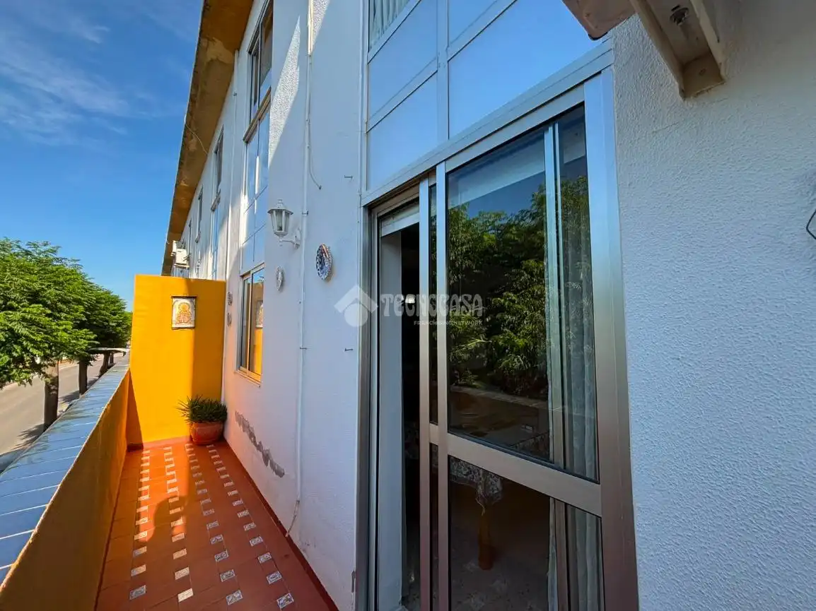 Vista exterior de Casa adosada en venta en Écija