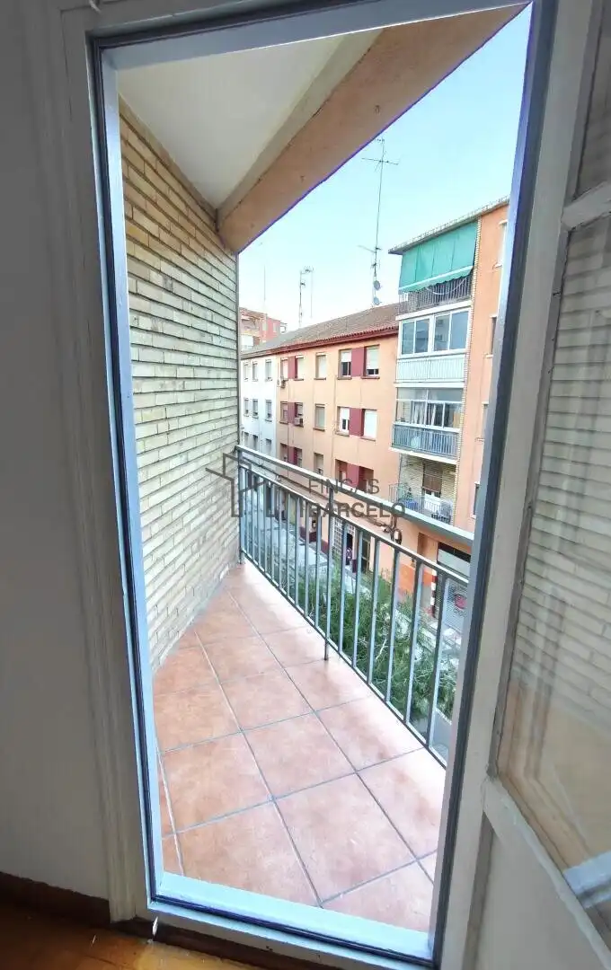 Piso en venta en Barrio de Delicias