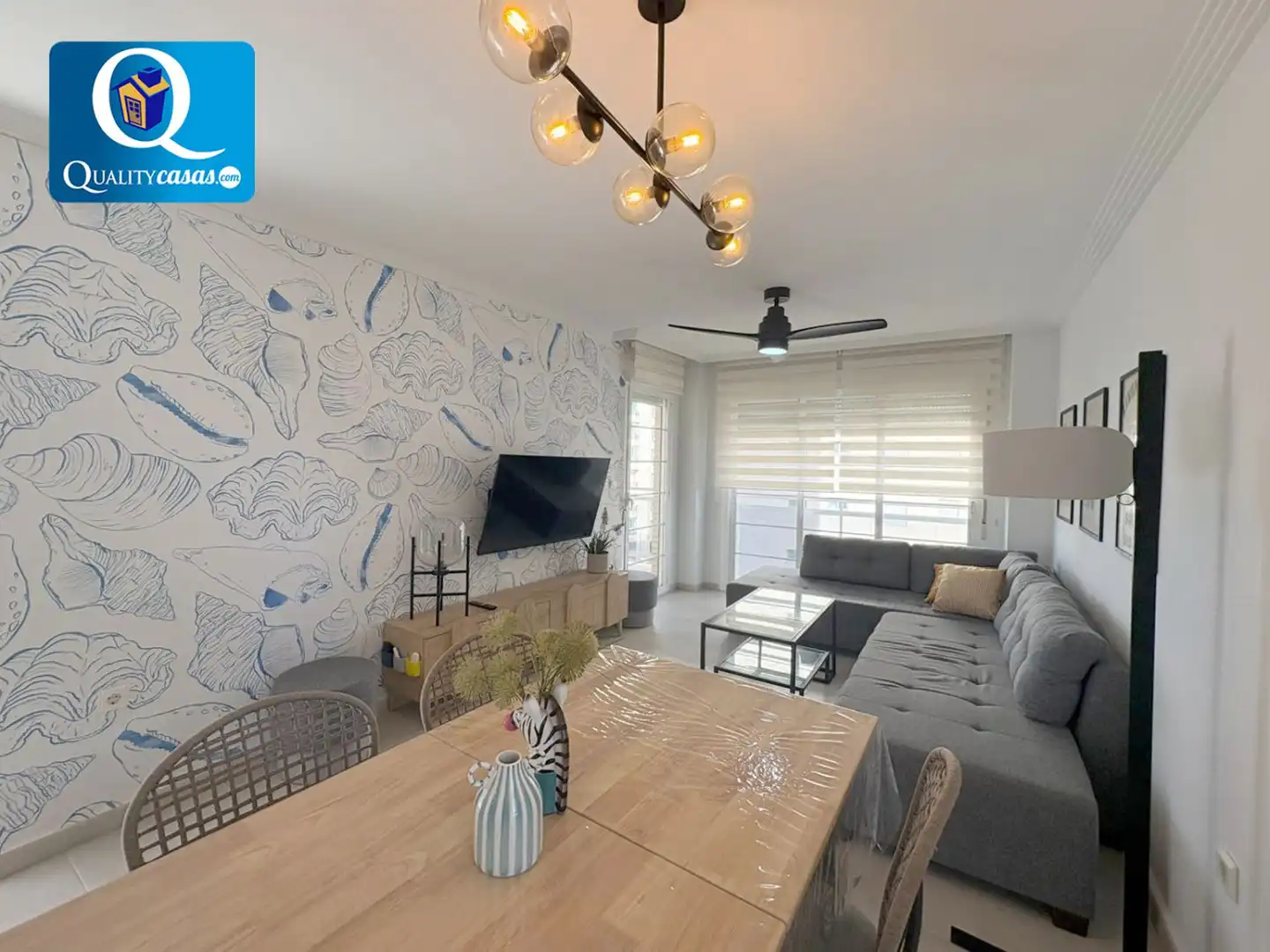 Sala d'estar de Apartament en venda en Guardamar del Segura amb Aire condicionat, Calefacció i Terrassa