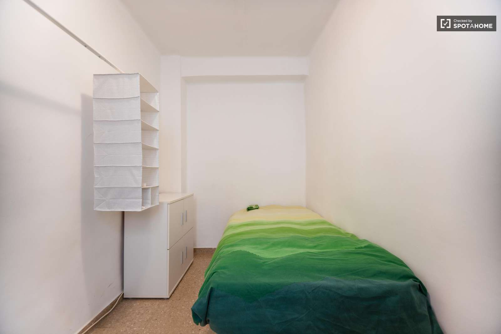 Flat to share in Almàssera