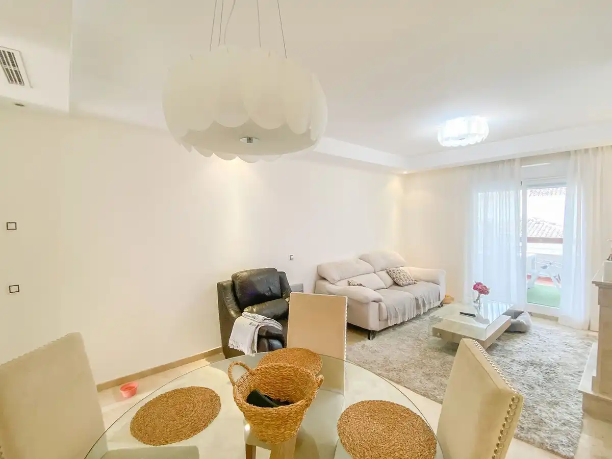 Apartment with pool for sale in Nueva Andalucía, imagen 16