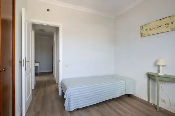 Piso en venta en Avenida Juan XXIII, 1, Arenales - Lugo - Avda. Marítima