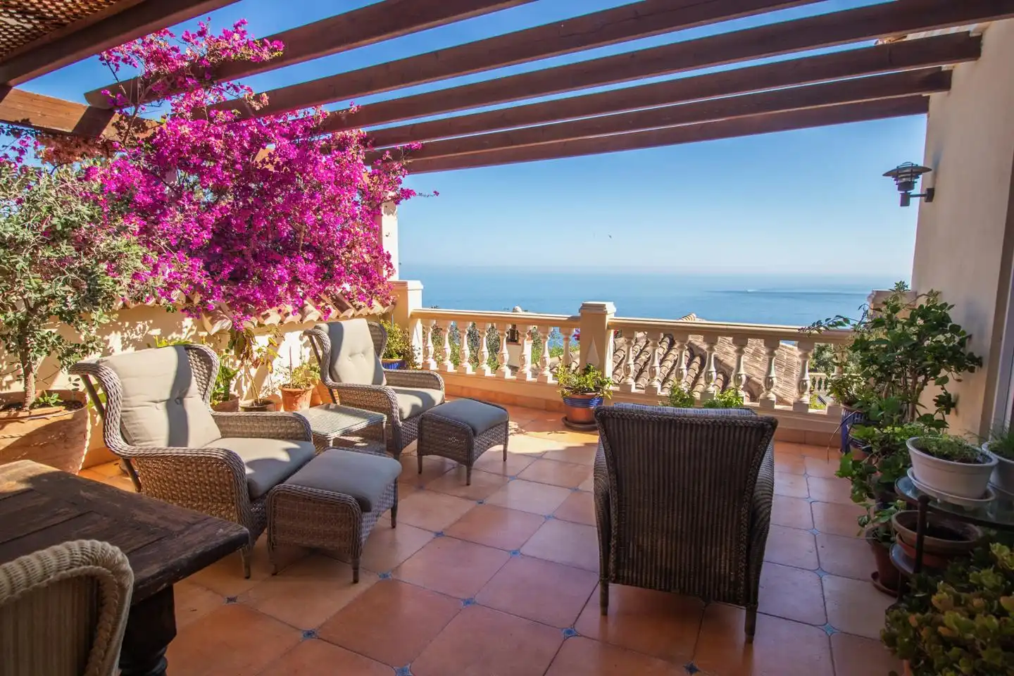 Terrasse von Haus oder Chalet zum Verkauf in Almuñécar mit Klimaanlage, Privatgarten und Terrasse