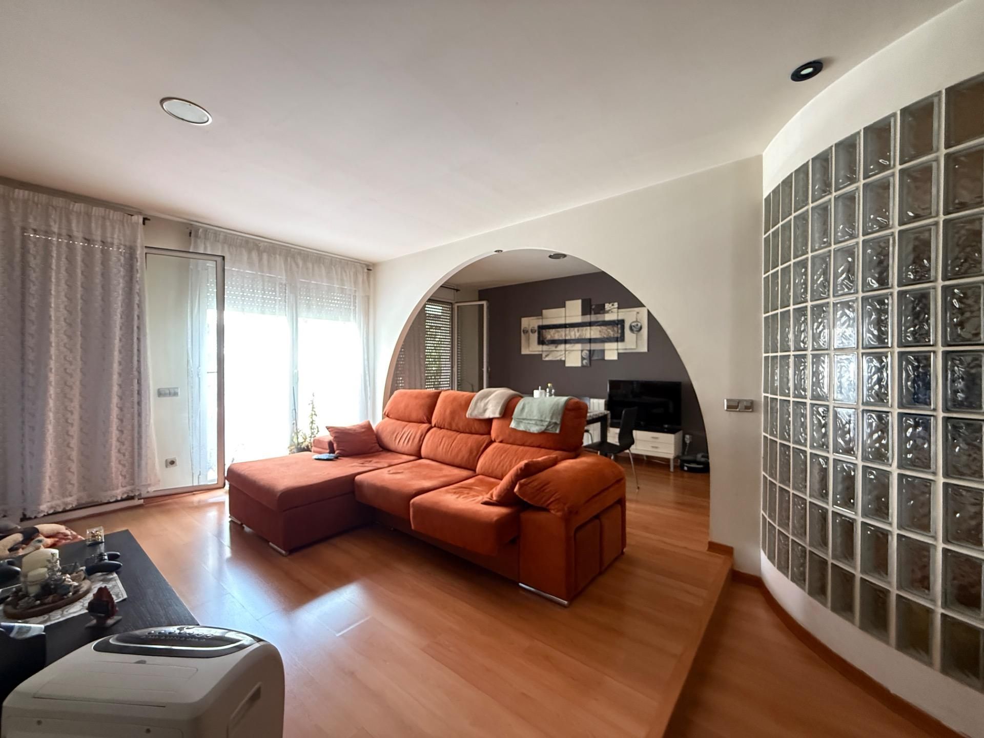 Sala de estar de Piso de alquiler en Manresa con Calefacción, Jardín privado y Terraza
