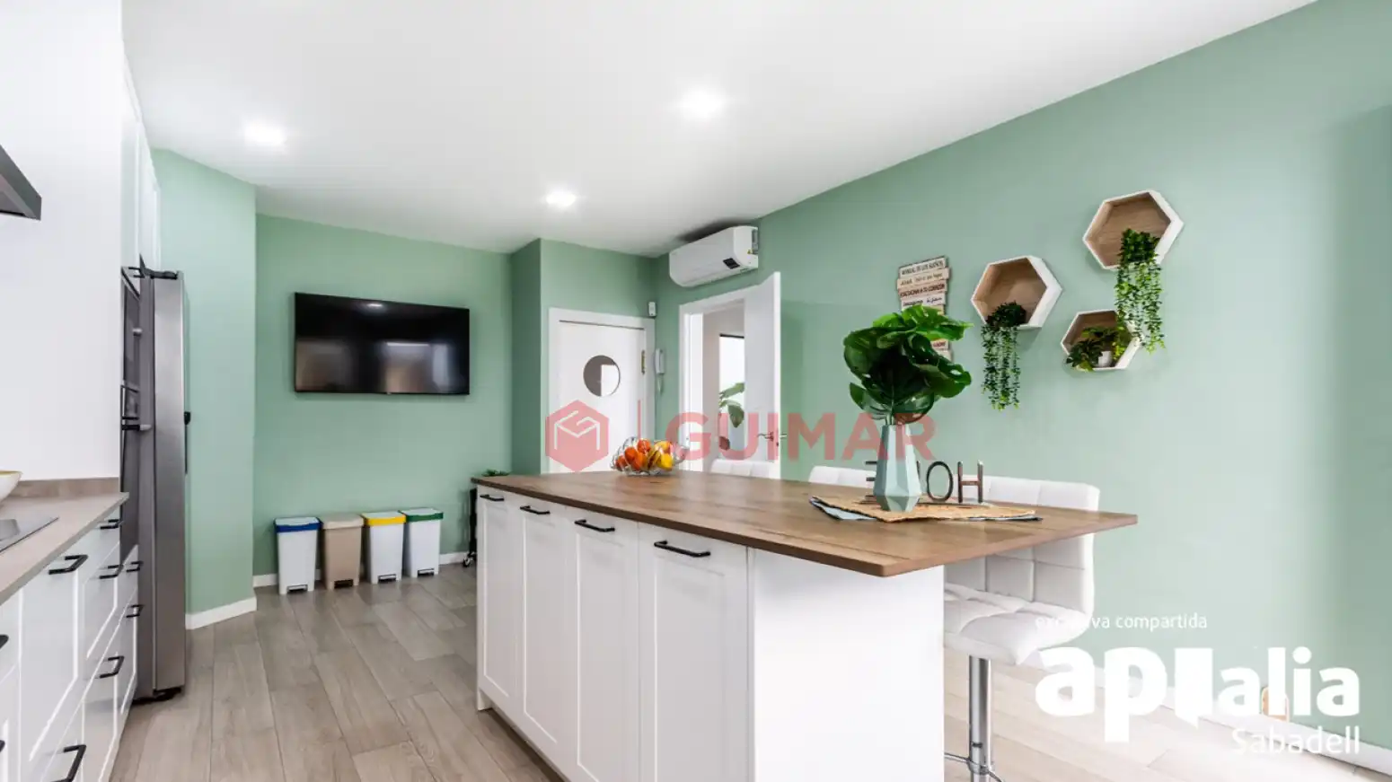 Kitchen of Flat for sale in Sabadell  with Air Conditioner, Heating and Private garden