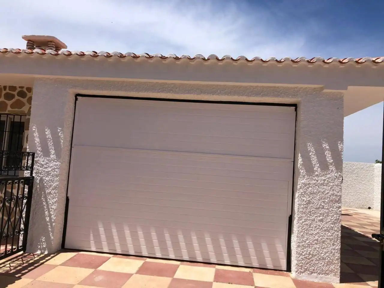 Vista exterior de Casa o xalet en venda en Cartagena amb Jardí privat, Terrassa i Moblat