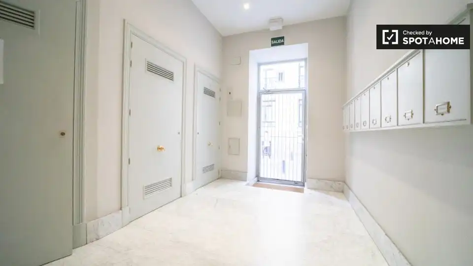 Piso con terraza en alquiler en Centro, imagen 17