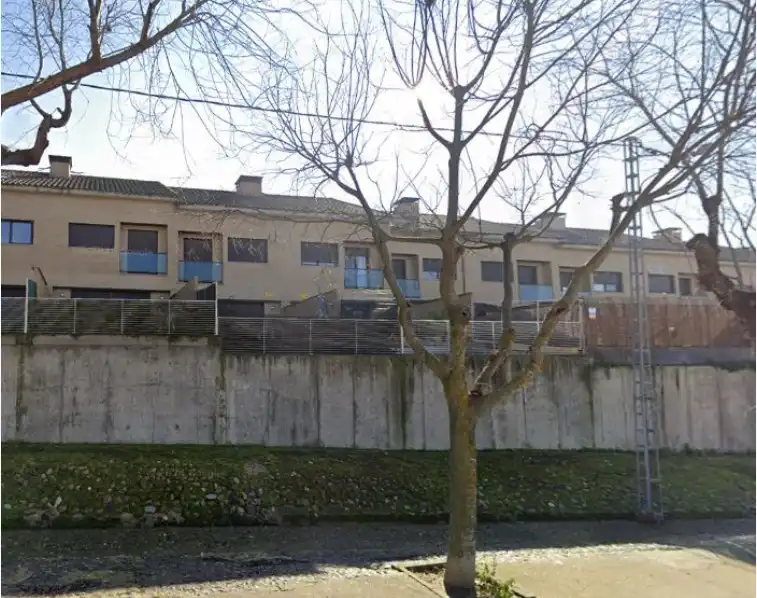 Haus zum Verkauf in Novés