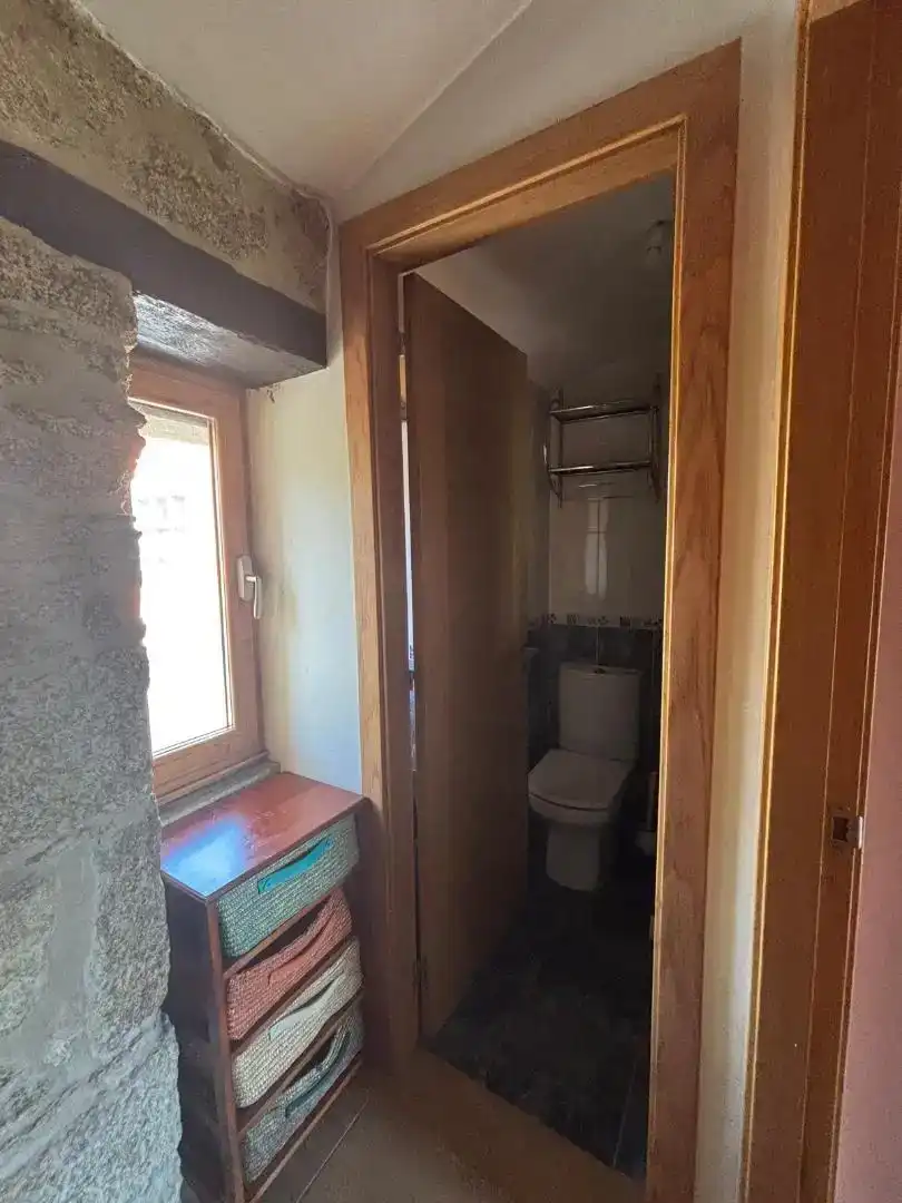 Bany de Casa adosada en venda en Guitiriz amb Jardí privat, Moblat i Forn