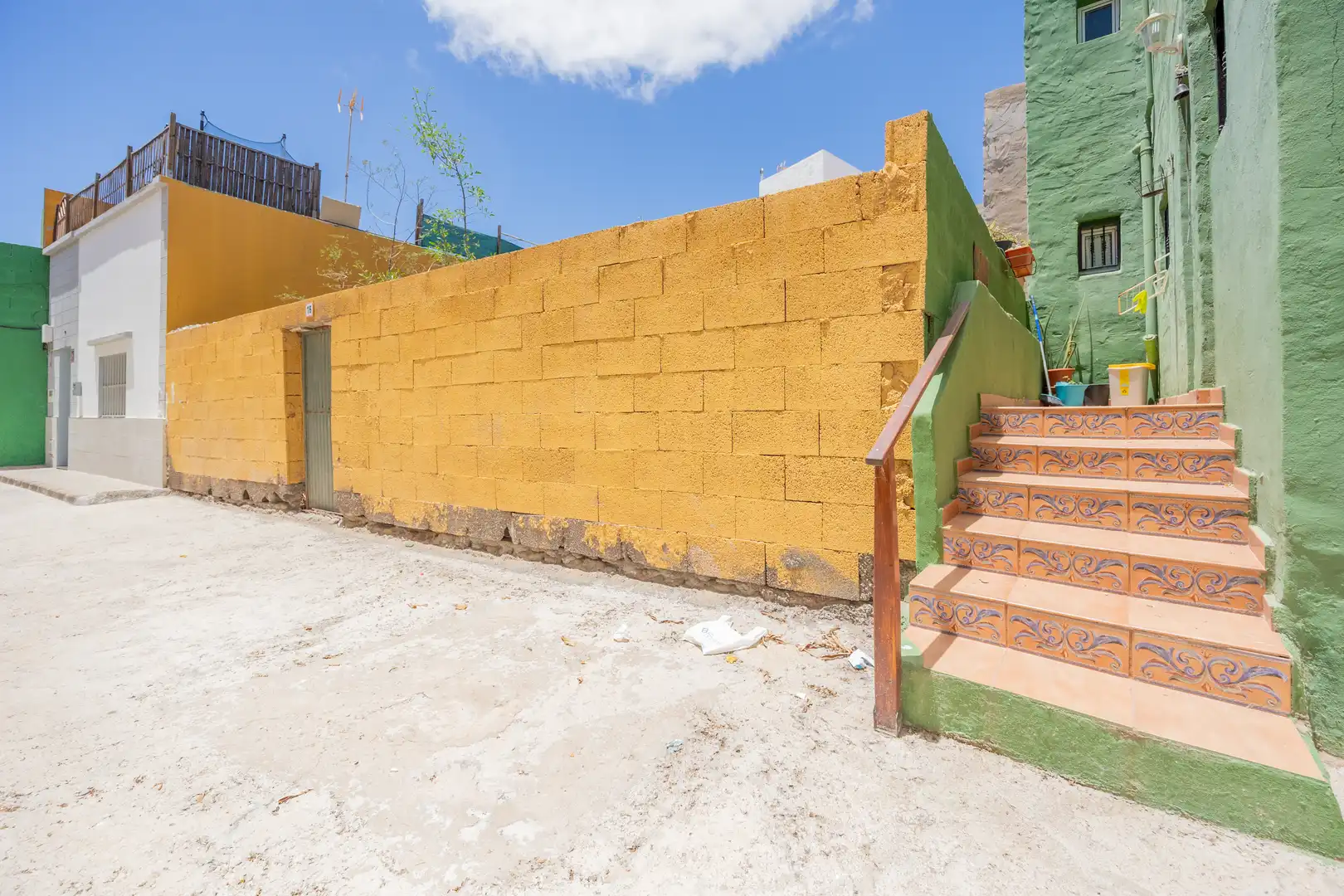 Vista exterior de Casa o xalet en venda en Telde amb Terrassa, Traster i Balcó