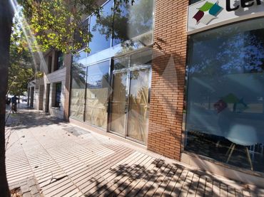 Local comercial en venda a Avenida Jaime Montero de Espínosa