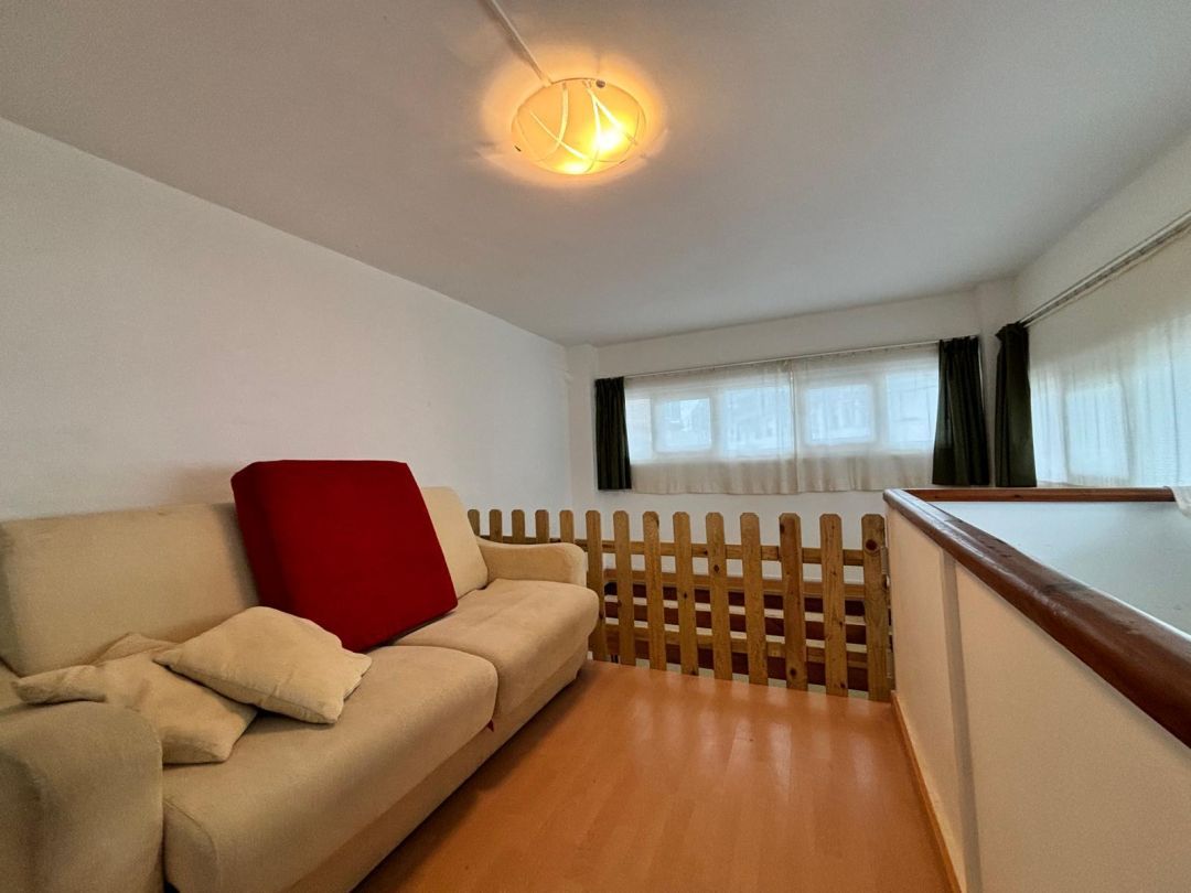 Sala d'estar de Local en venda en Sopelana