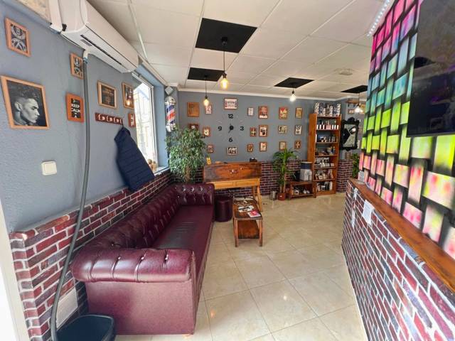 Local comercial en Venta en Guardamar Playa