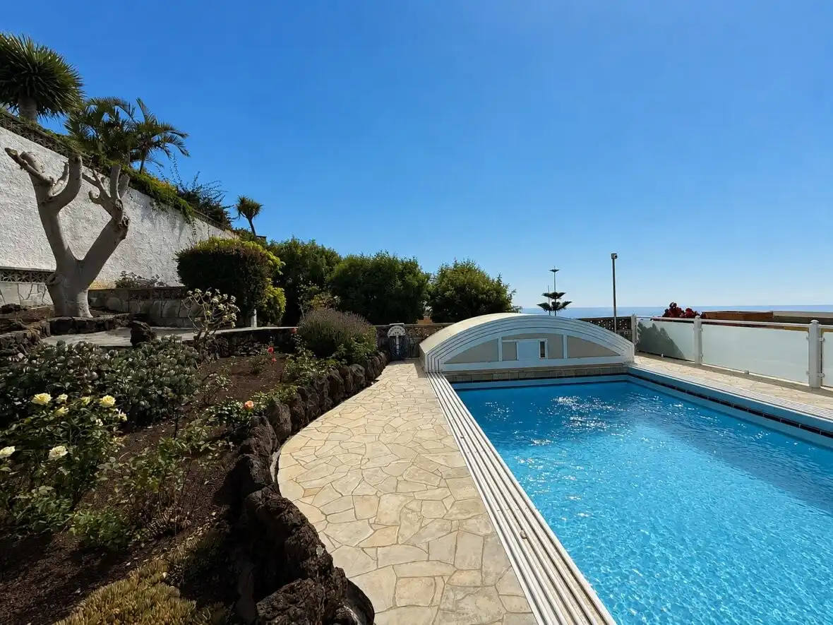 Piscina de Casa o xalet en venda en La Matanza de Acentejo amb Terrassa