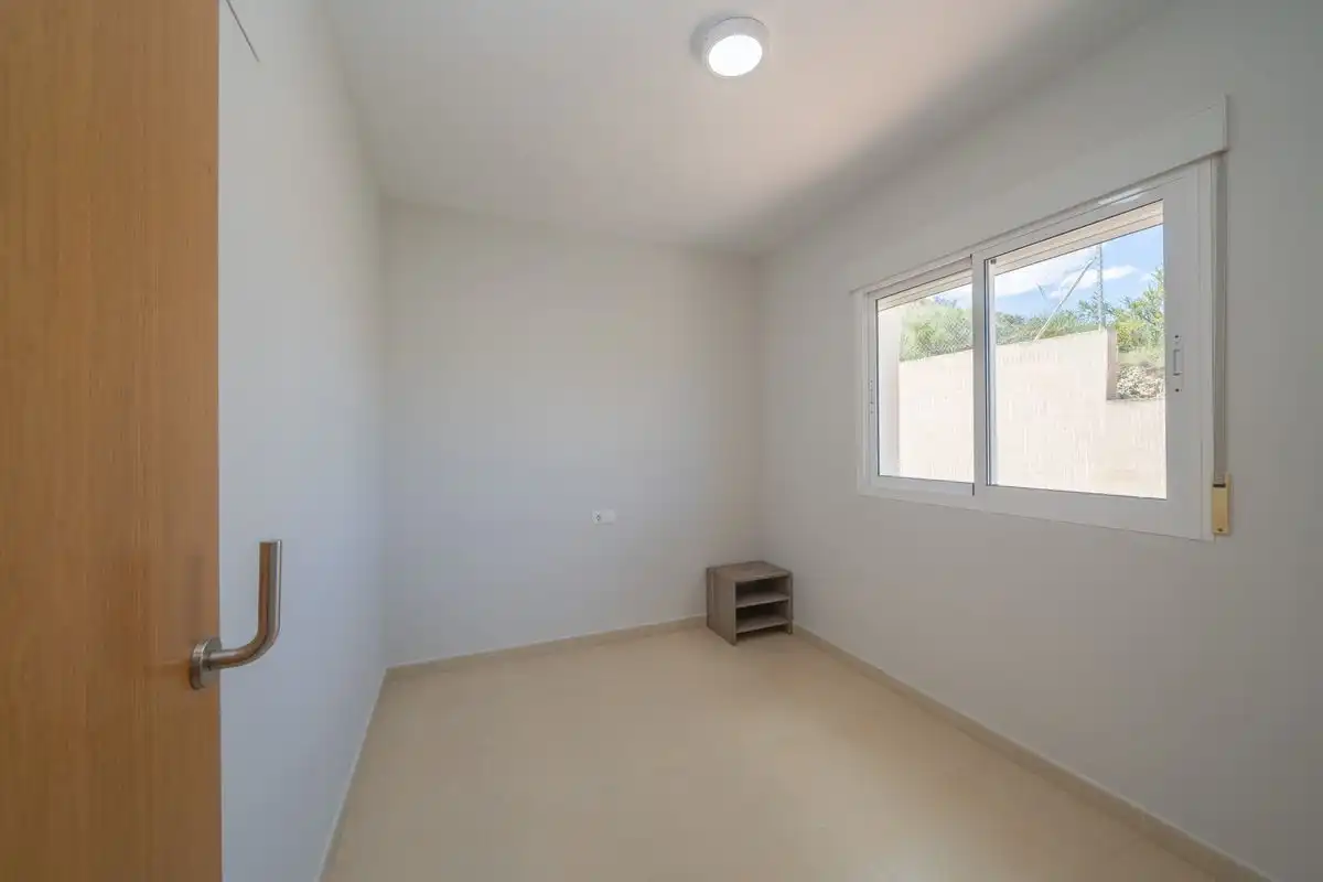 Casa pareada con terraza en venta en Carrer d'Oriola, imagen 23