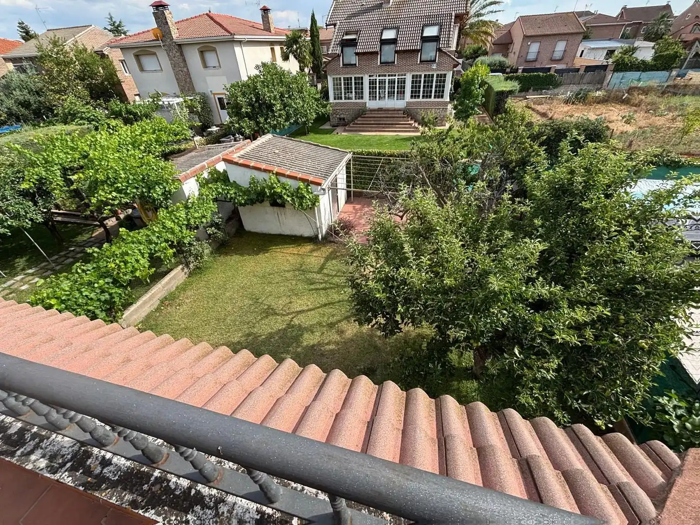 Jardí de Casa adosada en venda en Azuqueca de Henares amb Calefacció, Jardí privat i Terrassa